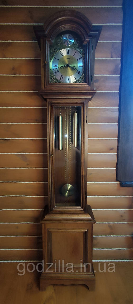 Напольные часы Tempus Fugit в деревянном корпусе с боем