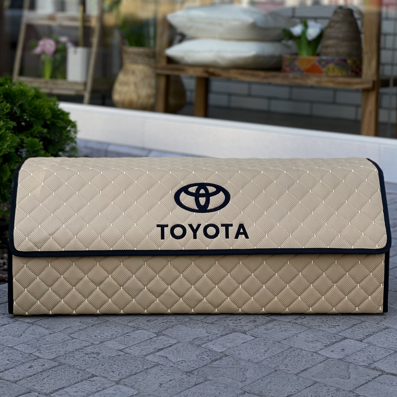 Органайзер у багажник з вишивкою Toyota, бежевий, 80 см, автомобільний органайзер в авто, фото 1