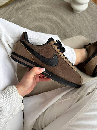 Жіночі кросівки Nike Cortez Brown Black Найк Кортез коричневі з чорним замша весна літо, фото 1
