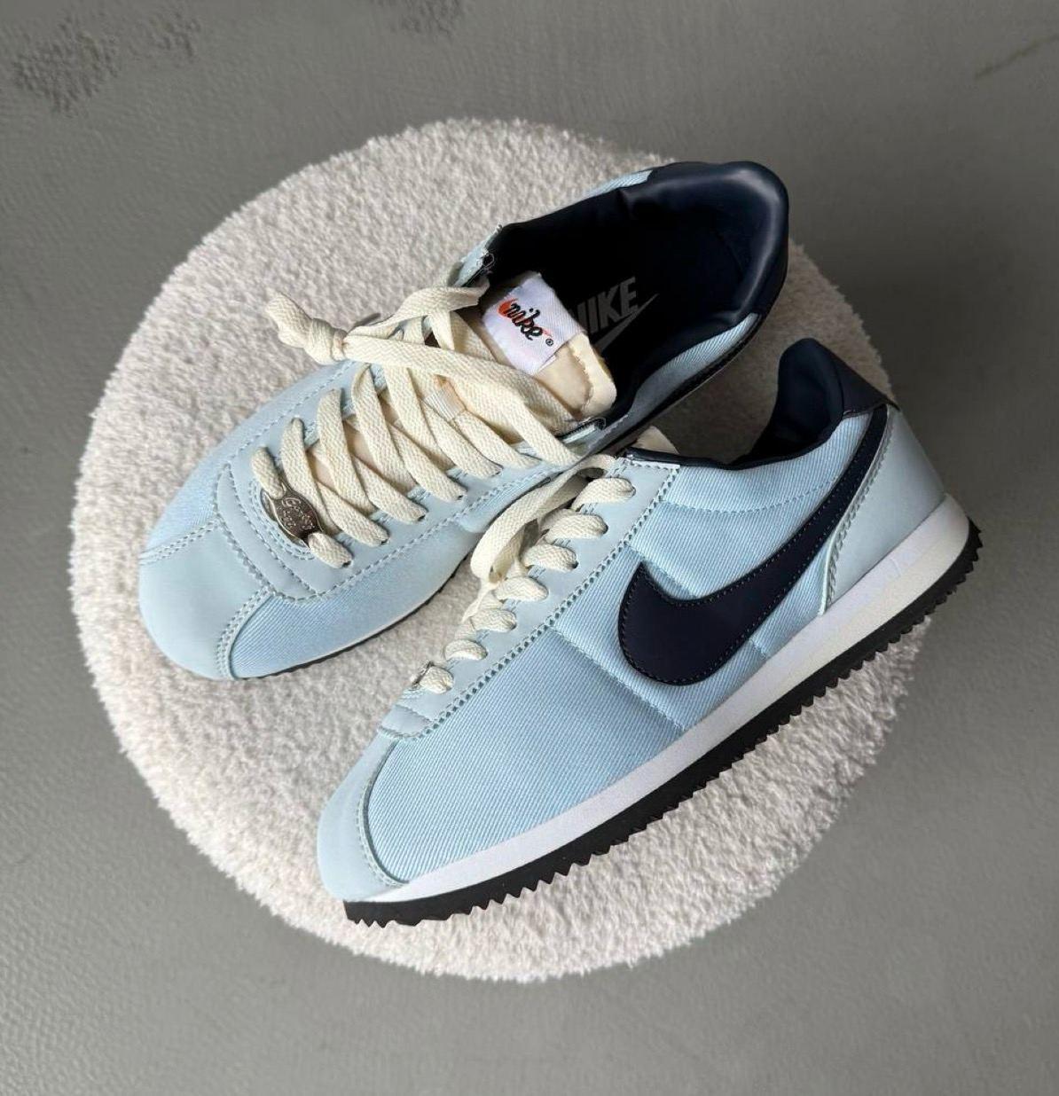 Жіночі кросівки Nike Cortez Light Blue Найк Кортез блакитні з чорним текстиль шкіра весна літо
