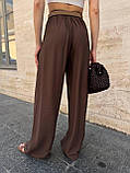 Коричневі жіночі широкі літні штани на гумці з поясом, фото 7