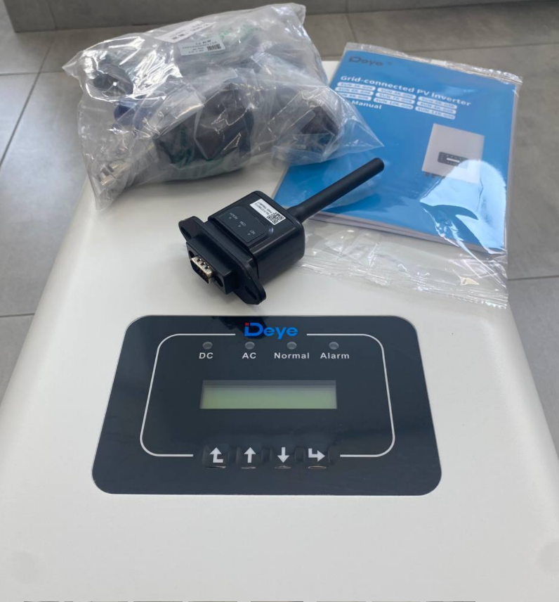 Мережевий інвертор Deye SUN-12K-G06P3-EU-AM2