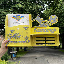 Медальниця футбол. Подарунок для футболіста. Тримач для медалей футбол. Медальниця футболісту. Холдер футбол.