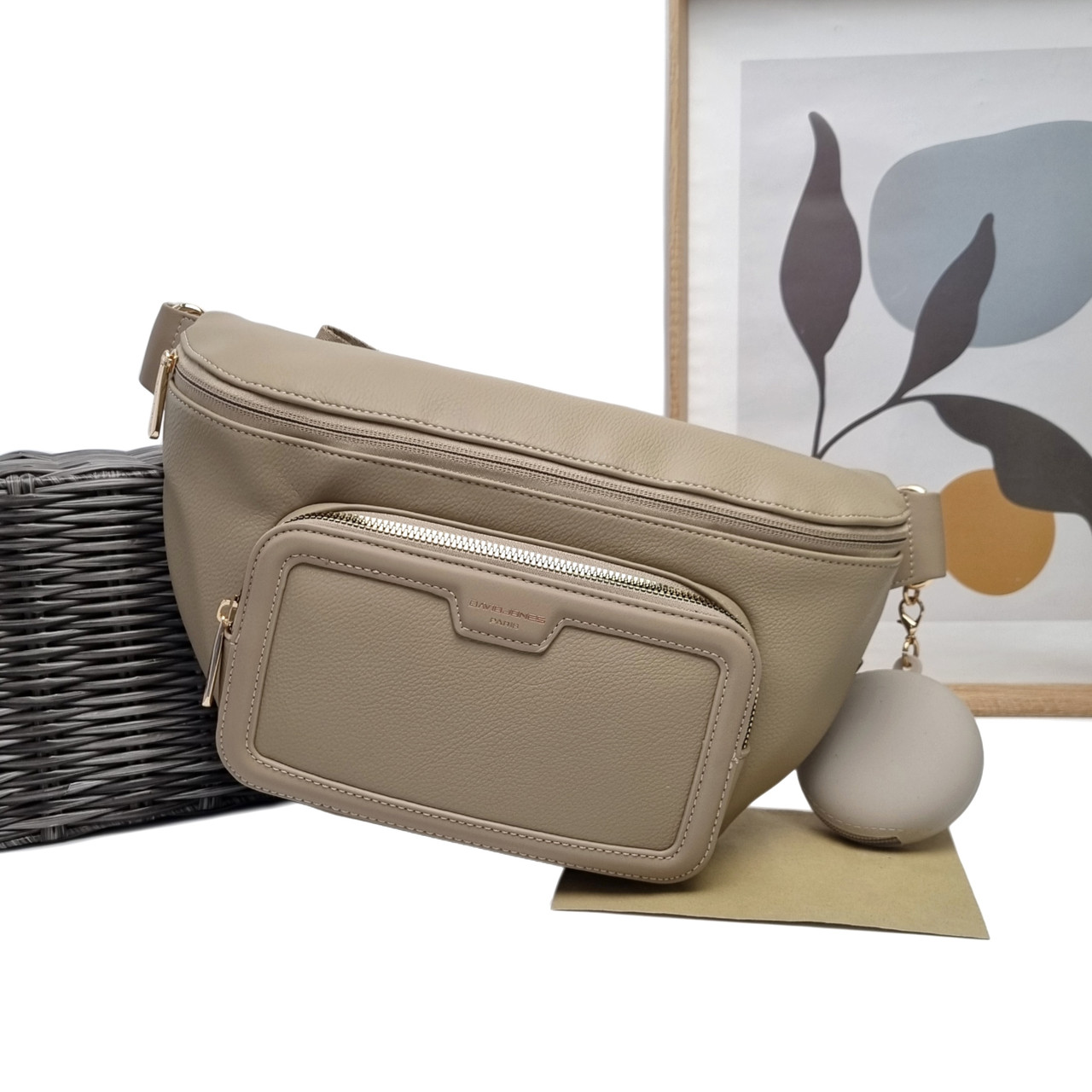 Стильна жіноча поясна сумка екошкіра бежевий Арт.CM7400 beige DavidJones Французька