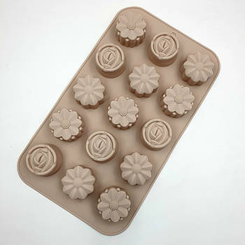 Силіконова форма Квіти середні асорті — 15 шт.