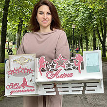 Медальниця танці. Холдер для медалей танців. Тримач для медалей. Поличка танці. Медальниця для танців з імям дитини