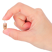 Окремий, малопомітний, бездротовий мікронавушник тілесного кольору ELITA earphone A680, час роботи до 8 годин