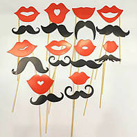 Фотобутафорія для свята губи вуса 20 деталей one size чорно-червоний