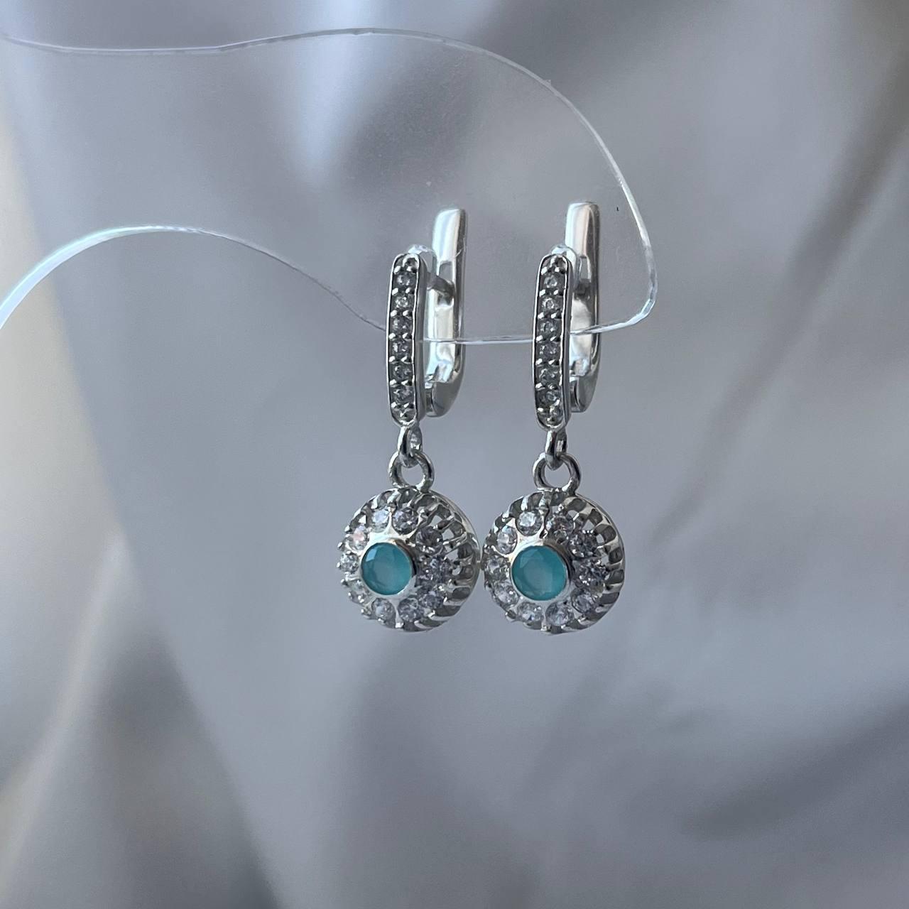 Срібні сережки-підвіски круглої форми з фіанітами "Морський Бриз", фото 1