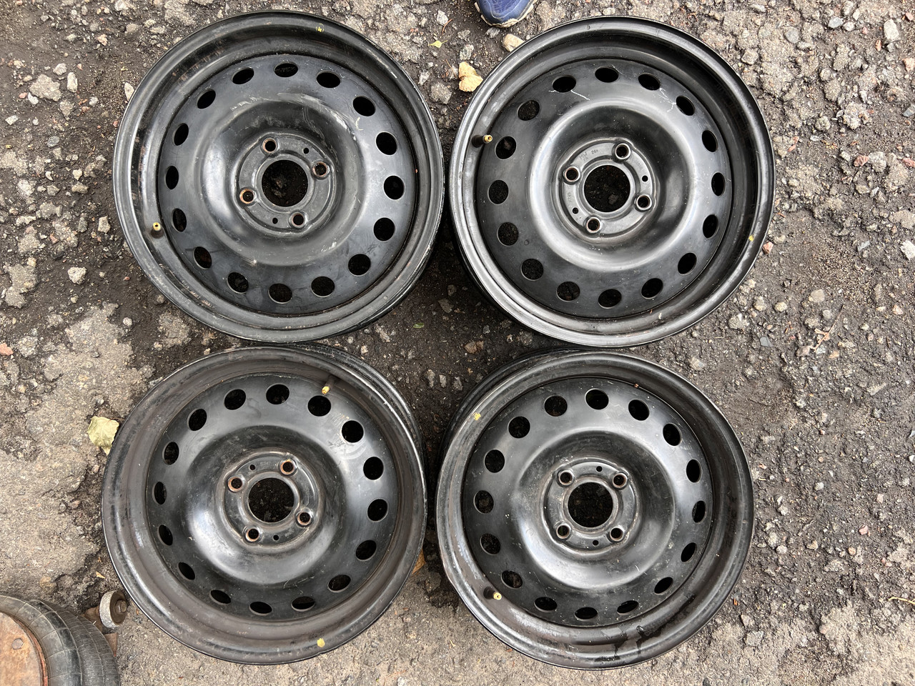 Диски R15, 4*100, et45, 5.5J, dia60.1, Nissan,Renault.