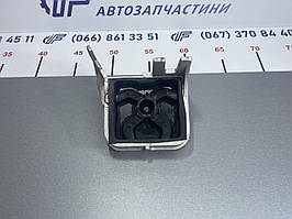 Кронштейн глушника