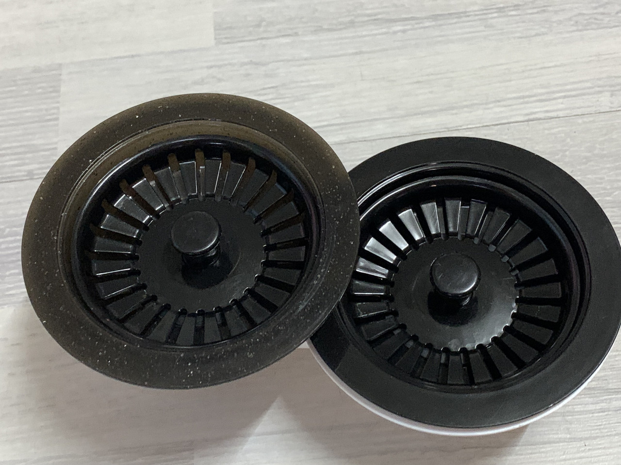 Сифон без переливу для кухонної мийки. Євро вентиль під колір гранітної мийки (онікс)