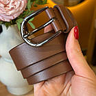 Шкіряний жіночий ремінь в коричневому кольорі 6081