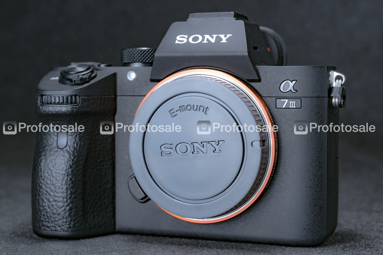 Фотоапарат Sony Alpha A7 III