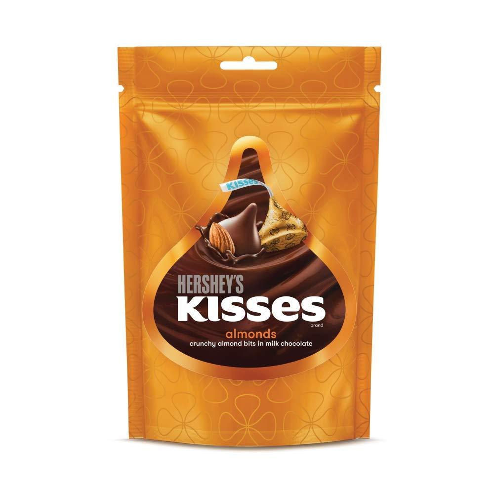 Шоколадні цукерки Hershey's Kisses Almonds Chocolate з мигдалем 100.8г, фото 1