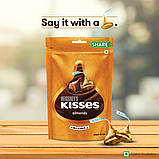 Шоколадні цукерки Hershey's Kisses Almonds Chocolate з мигдалем 100.8г, фото 2