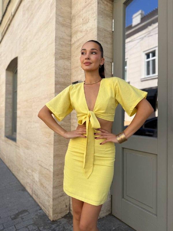 Жіночий ніжний костюм з льону топ+спідниця, в лимонному кольорі 46-48