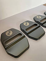 Накладка на дверний замок з емблемою BMW (БМВ) Комплект 4 шт колір чорний ТИП Б