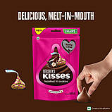 Шоколадні цукерки Hershey's Kisses Hazelnut 'n' Cookies Chocolate 100.8г, фото 2