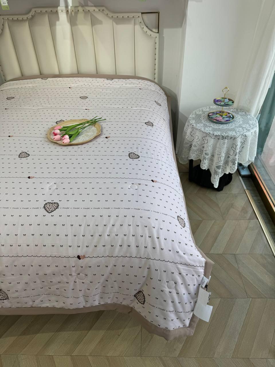 Комплект літньої постільної білизни з ковдрою Micro Satin Hanny Євро