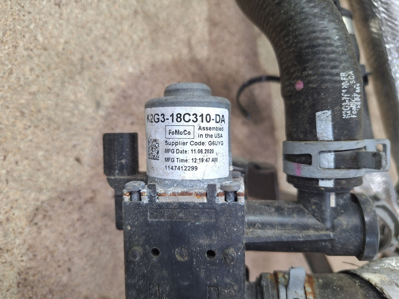 Ford Edge 2019-2024 Клапан обігрівача допоміжний з турбками і кронштейном K2G318C310DA, фото 1