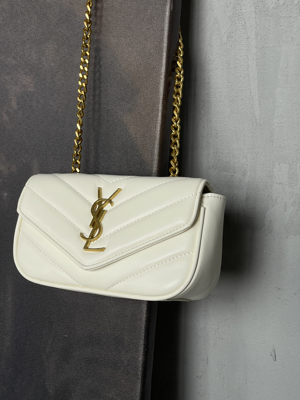 Жіноча сумка Yves Saint Laurent Loulou leather bag через плече білий Лоран Small size, фото 1