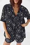 Літній квітковий жіночий костюм із шортами та сорочкою чорний розмір S M, Нове, фото 5
