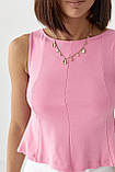 Трикотажний розкльошений жіночий топ рожева ошатна майка під піджак кроп топ на літо, фото 5
