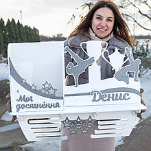 Холдер для медалей танці. Тримач для медалей. Поличка танці. Медальниця для хлопчиків. Медальниця танці