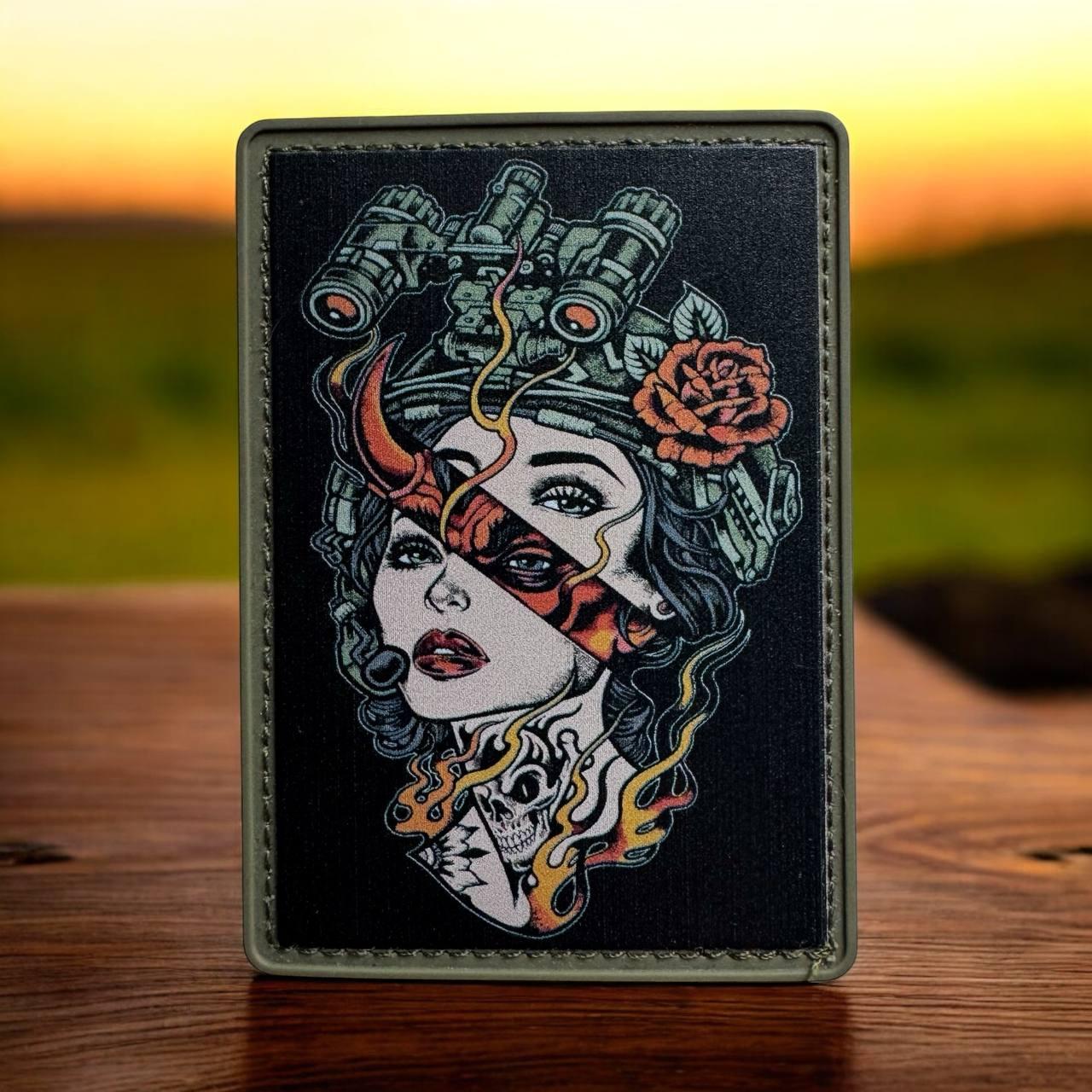 Шеврон гумовий на липучці дівчина пвх