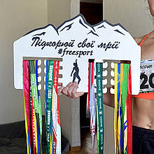 Медальниця. Медальница для бігу. Холлдер для медалей. Тримач для медалей по бігу. Медальниця для марафонця