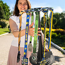 Медальниця настільна. Тримач для медалей. Холдер для медалей. Вішалка для медалей настільна