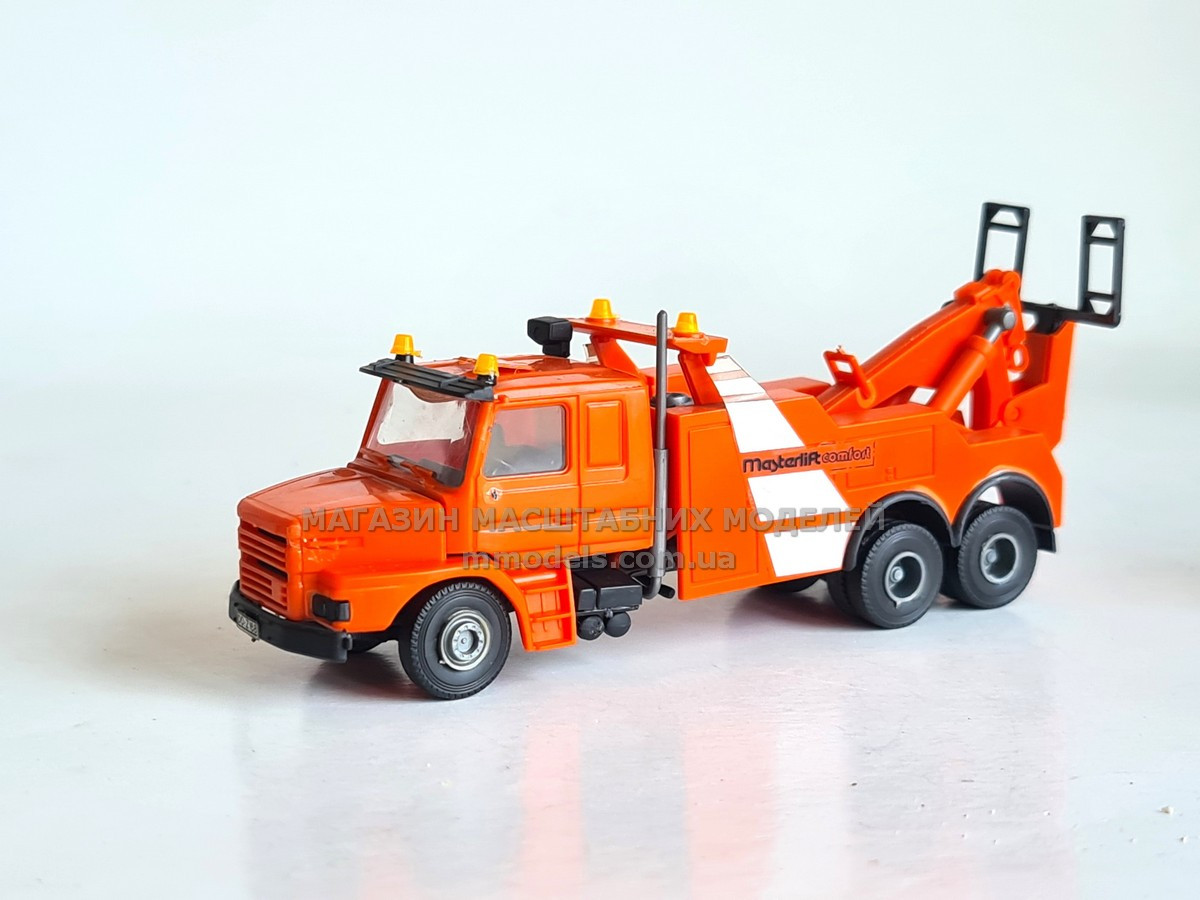 Масштабна модель вантажного автомобіля евакуатора SCANIA (помаранчевого кольору) стан б/в, масштабу 1/87,H0, фото 1