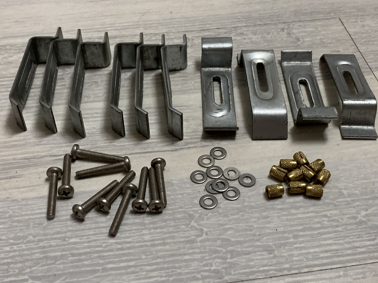 Кріплення підстільного монтажу для кухонної мийки (10 штук)