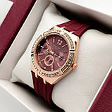 Жіночий наручний годинник Bolun бордового кольору, золотий корпус, м'який силіконовий ремінець, код - 2551b, фото 3