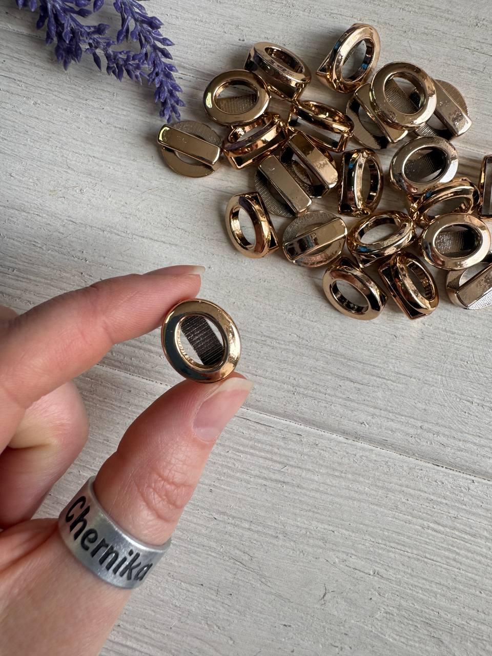 Пряжка овальна 18 * 13 , золото 20 шт