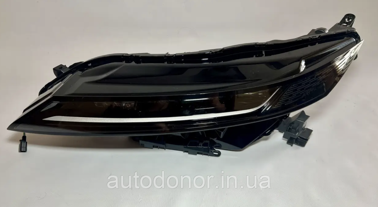 Фара передня ліва Nissan Ariya (22-) 26060-5MR0A
