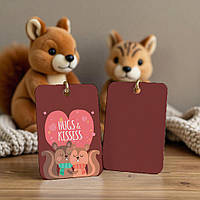 Бірка на День закоханих (60х90мм.) "Hugs & Kisses"
