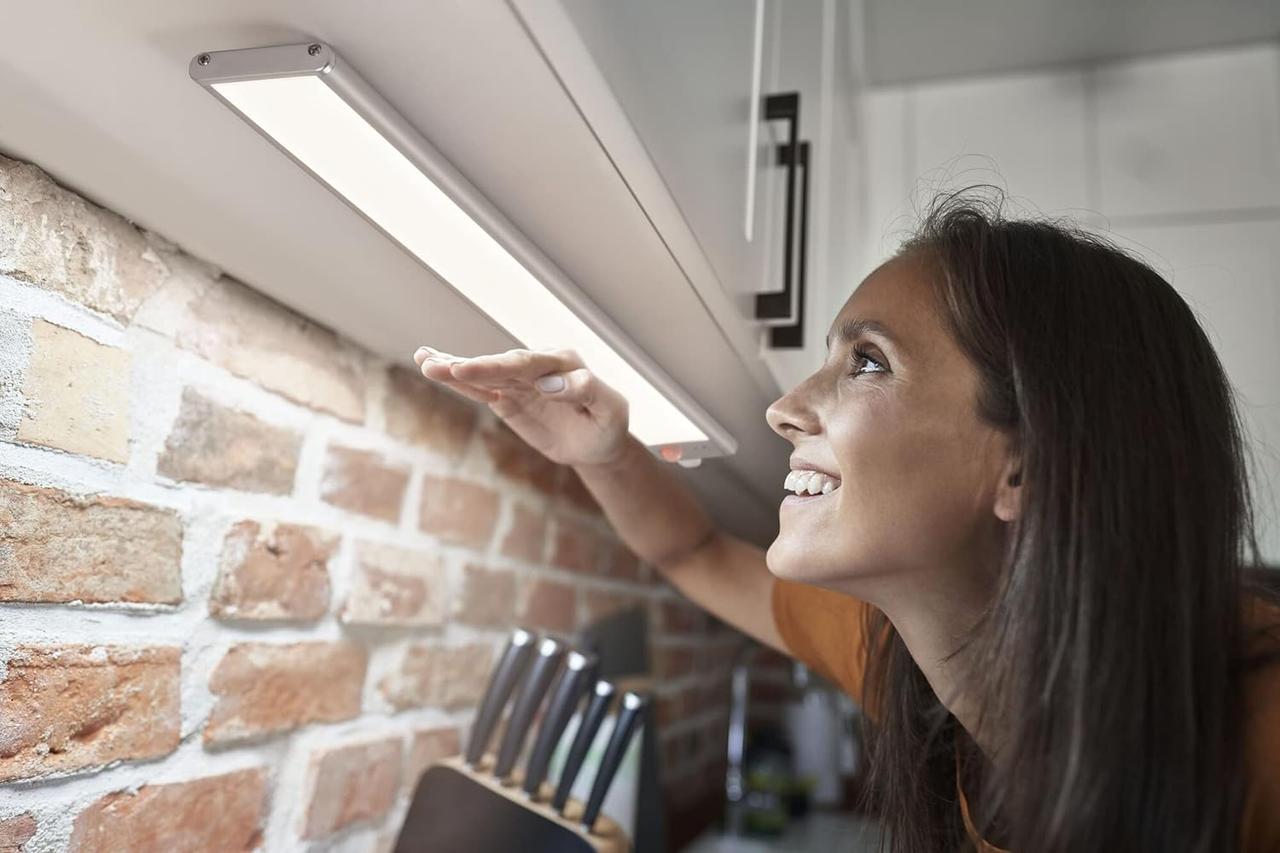 Світильник акум. LINEAR LED FLAT USB-С SEN 40см 3.2W змінна ССТ датчик 4058075762213, фото 1