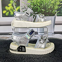 Босоніжки дитячі для дівчинки Ashiguli сріблясті відкриті 5860