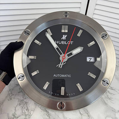 Годинник настінний Hublot