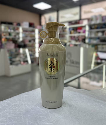 Кондиціонер для профілактики випадання волосся Daeng Gi Meo Ri Gold Energizing Conditioner 500мл, фото 1