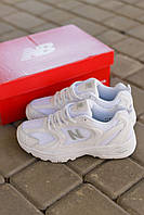 Білі шкіряні жіночі кросівки New Balance 530 • White • / Демісезонні Нью Беланс 530 Сітка