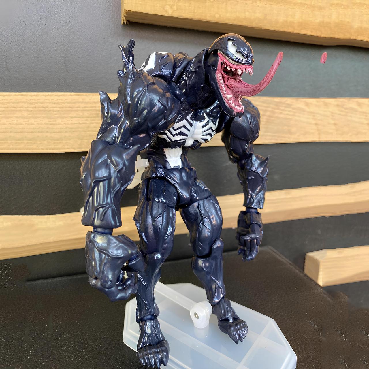Велика колекційна статуетка Веном RESTEQ 18 см — фігурка-іграшка Симбіот Venom для колекціонерів і фанатів Marvel, фото 1