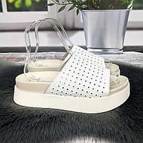 Шльопанці жіночі Purlina білі еко-шкіра на об'ємній підошві 4988, фото 3