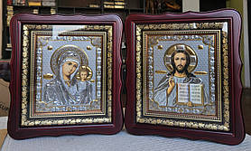 Ікона Вінчальні Спаситель,П.Б.Казанська в темному дерев'яному фігурному кіоті під склом,розмір26*23, лік 15*18