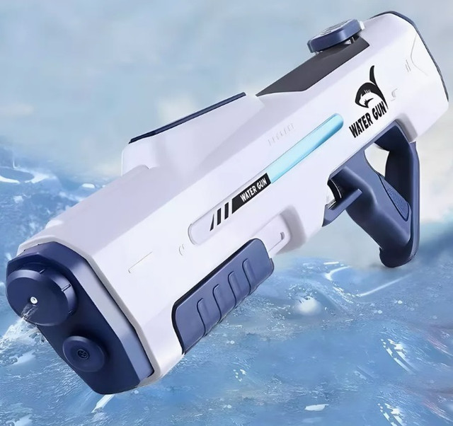 Водний бластер пістолет на воді