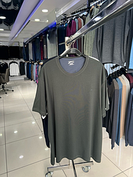 Чоловіча футболка в кольорі хакі супербатального розміру