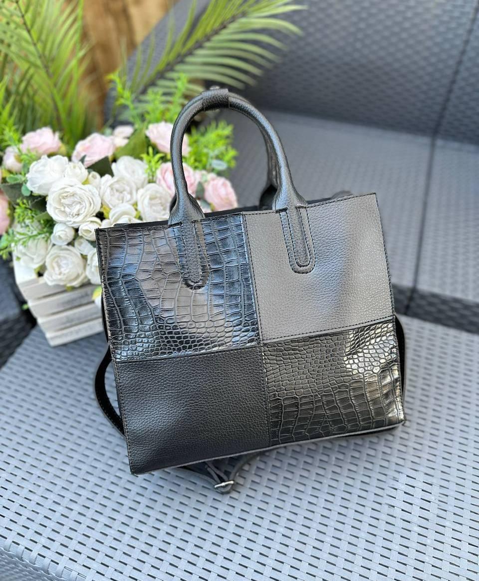 Жіноча сумка квадратна формату А4 містка чорна рептилія шкірзам, фото 1