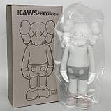 Статуетка KAWS Companion сірого кольору 18 см — дизайнерська фігурка для інтер'єру, колекційна іграшка в стилі арт-той, фото 6